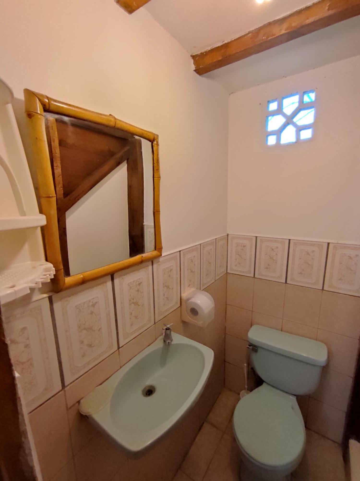 Wasimita Hotel Crucita Ngoại thất bức ảnh